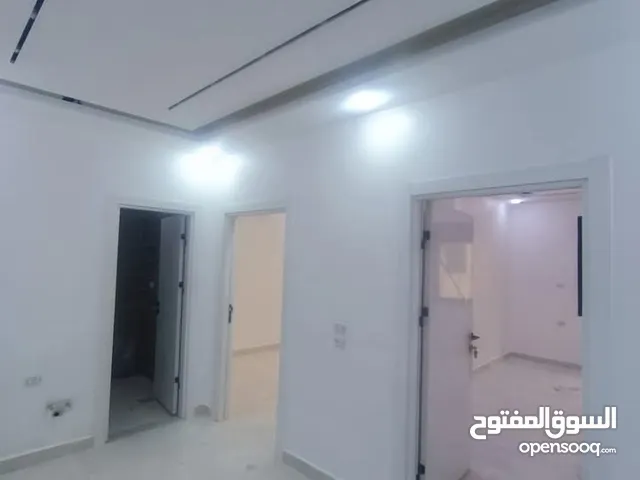 شقه للبيع مقسمه ستوديو عدد2