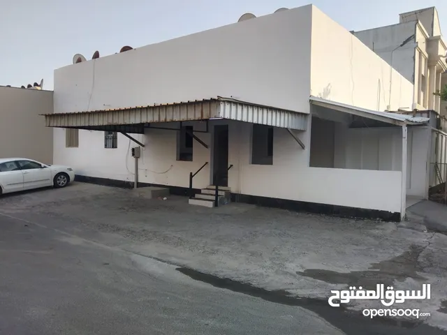 1 m2 4 Bedrooms Townhouse for Sale in Central Governorate Isa Town