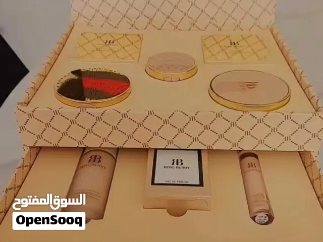 New Rose Berry Makeup Box – Full Makeup Set علبة مكياج روز بيري - مجموعة مكياج كاملة