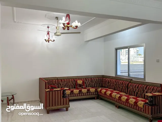 300 m2 4 Bedrooms Apartments for Rent in Muscat Al Khuwair
