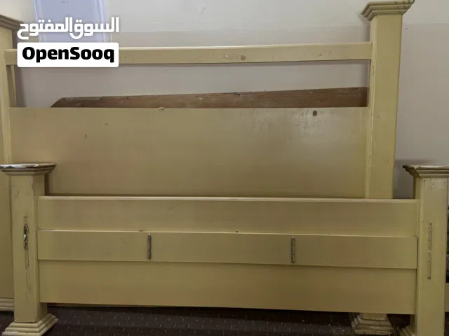 سرير خشب نفرين( حط سعرك وأخذه )