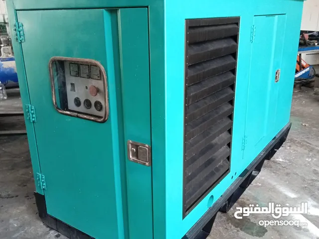 مولد كهرباء (Generator 20 KVA)