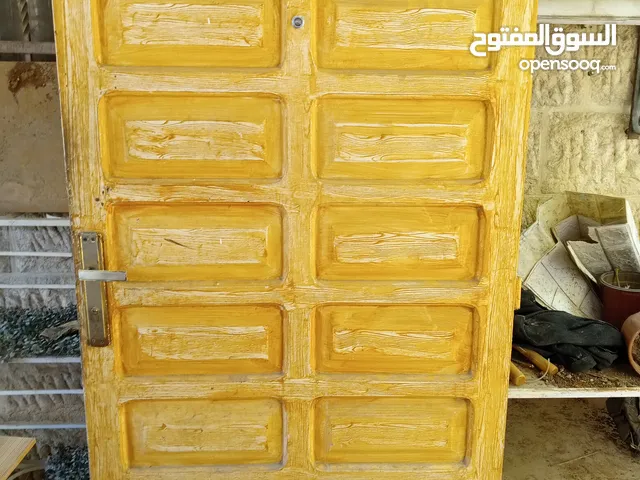باب خشن ثقيل زان نظيف كامل مع الحلق للبيع