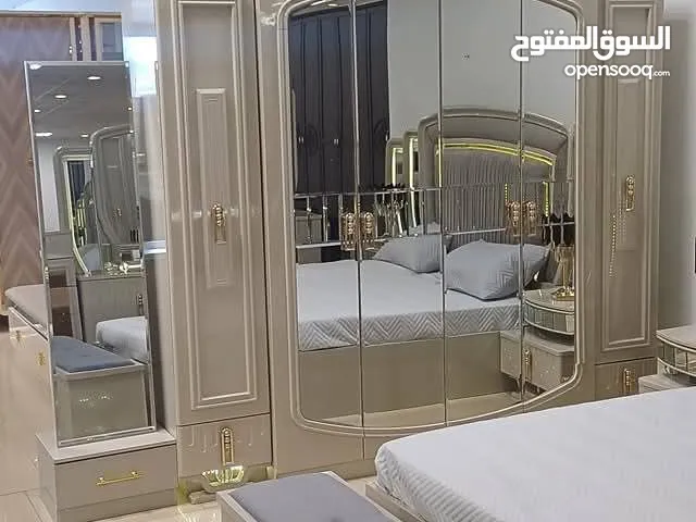 غرفة نوم ملكية تتكون من 9 قطع