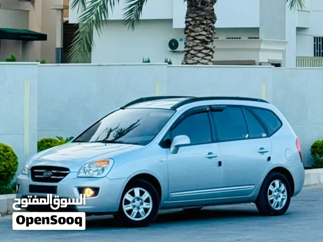 2009 كيا كارينز Luxury