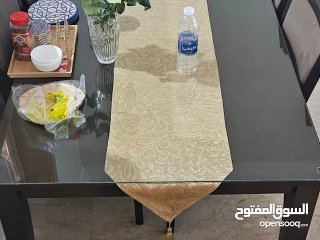 Dining Table 6 seater from Safat Al Ghanim