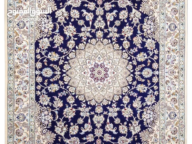 سجادة (زولية)ايراني مصنوعة يدويأ Persian handmade carpet(rug)