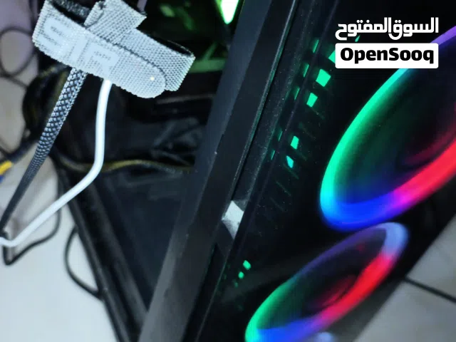 كمبيوتر العاب كرت شاشة من اسوس ورامات 16 قيقا كمبيوتر سهل الحمل معاه كيبورد قيمنق وماوس قيمنق ابيض