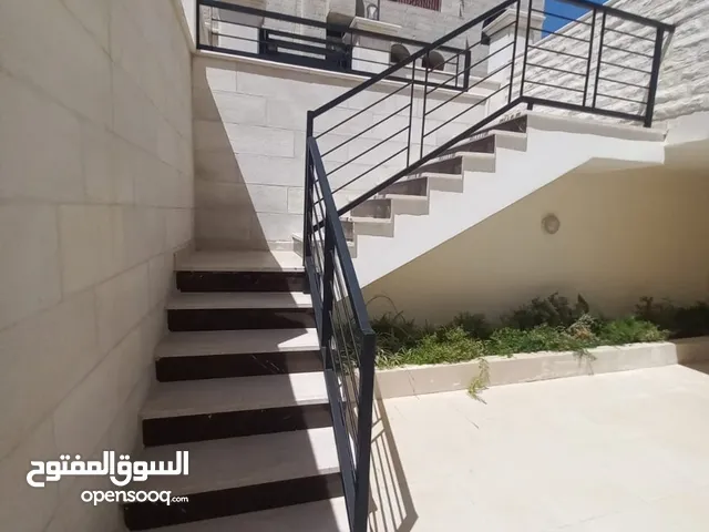 175 m2 3 Bedrooms Apartments for Rent in Amman Abdoun