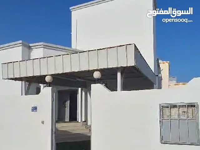 250 m2 2 Bedrooms Townhouse for Rent in Muscat Al Maabilah