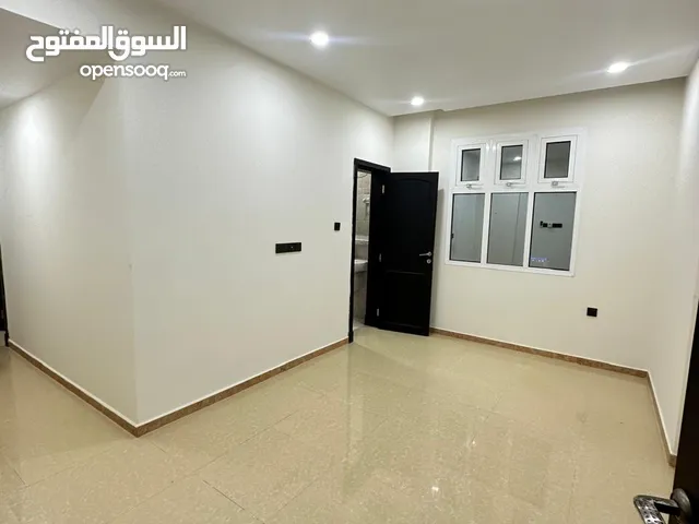 شقق بموقع مميز للبيع المعبيلة الجنوبية