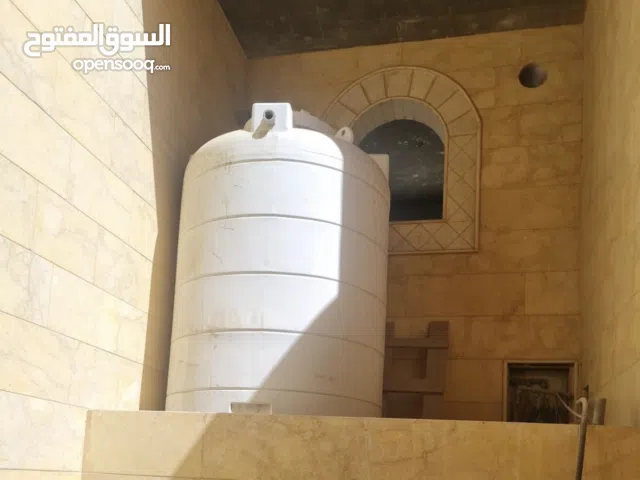 خزان ماء 2000 لتر صناعة شركة حجي حسن