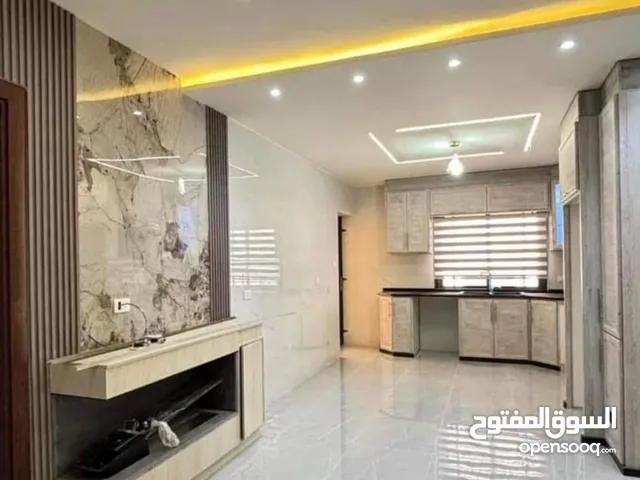 170 m2 4 Bedrooms Apartments for Rent in Jeddah Ar Rawdah