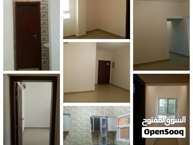 شقة مؤجرة للبيع في بوشر بموقع مميز جدا قريبة من كافة الخدمات بسعر مناسب (فرصة)