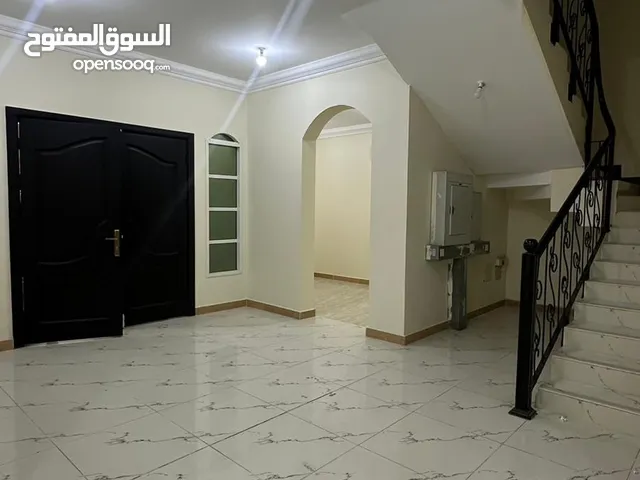 250m2 5 Bedrooms Villa for Rent in Doha Ain Khaled