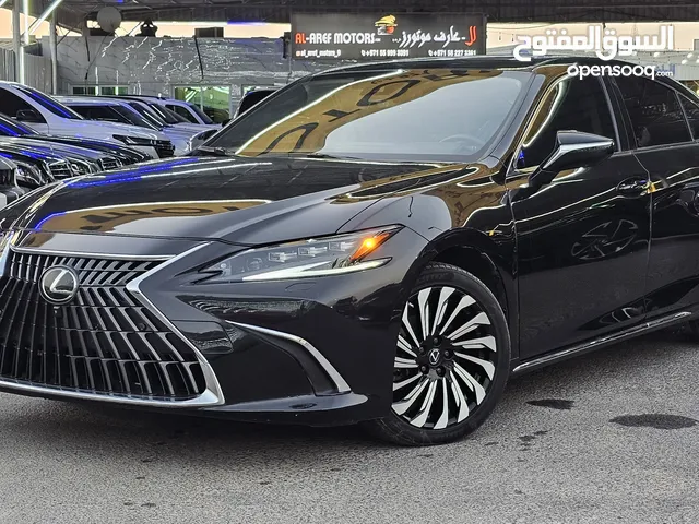 Used Lexus ES in Ajman