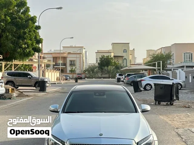 2017 مرسيدس بنز الفئة-C C 300