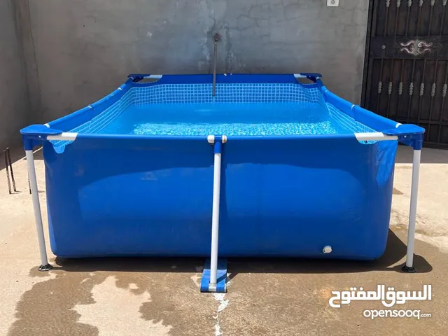 حوض سباحه مستعمل