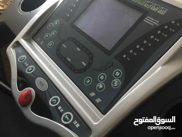 تردميل JADA بحاله ممتازة للبيع