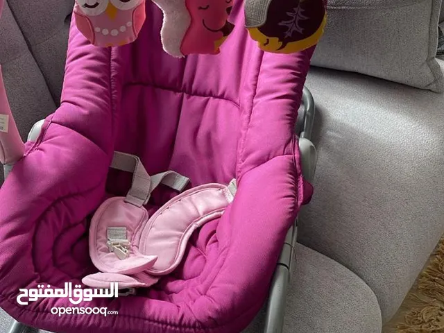 كوتات اطفال تشيكو للبيع بونسر كوت مستشفى استعمل خفيف جدا