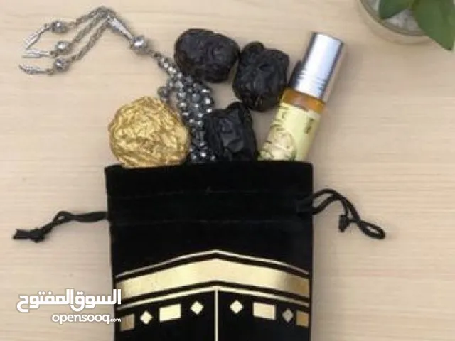 تصميم وإنتاج علب كرتونية، أغلفة وتقويمات، وهدايا دينية بأسعار مناسبة