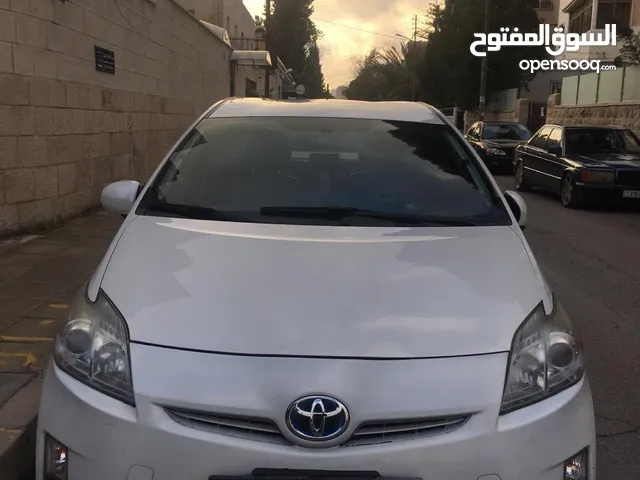 تويوتا بريوس 2010 للبيع