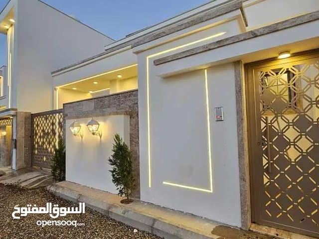 180 m2 4 Bedrooms Townhouse for Sale in Tripoli Ain Zara