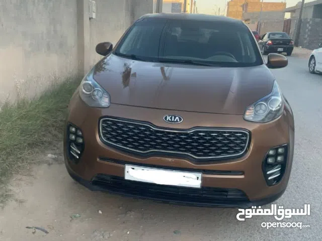 كيا 2017 سرفز تام ومتشكي من شي سوق بس