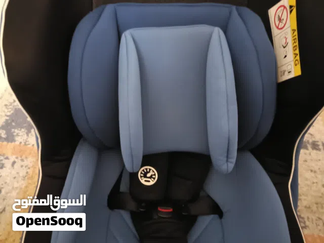كرسي اطفال في حالة جديده (juniors)