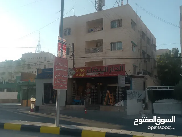 حصه بعقار تجاري للبيع عبارة عن 14سهم دخله الشهري 290 غير ابراج امنيه وزين 437من كل برج