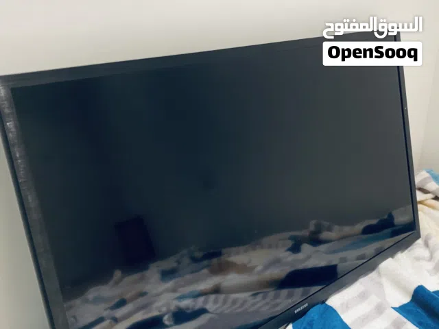 شاشة سامسونج مستعمل بحالة جيدة