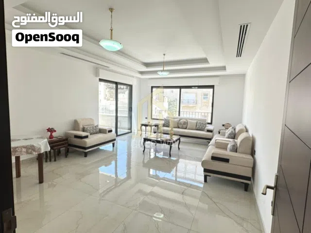 شقة مميزة للبيع طابق ثاني 236م في موقع مميز في أم أذينة / ref 9888
