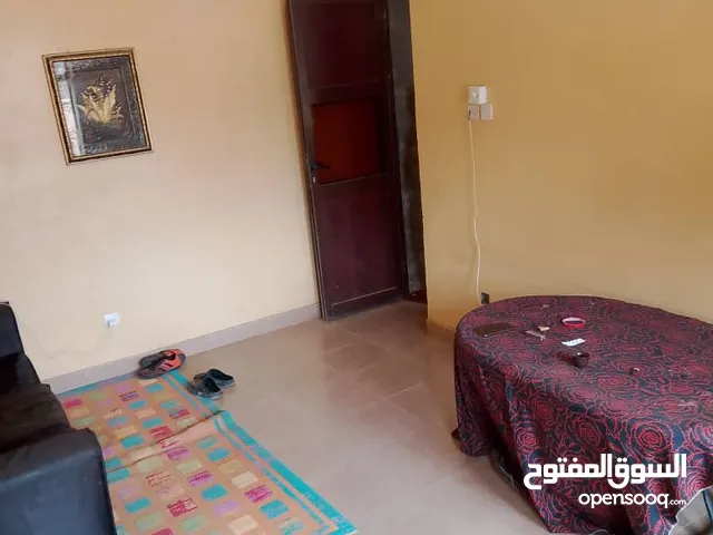ايجار من المالك مباشر مخزن صغير في امدرمان الواحه مربع اربعه مخزن مناسب وبسعر مناسب جدًا