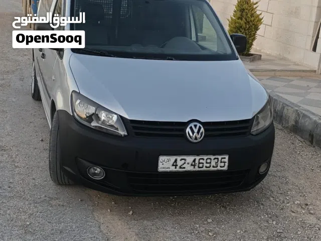 2012 فولكسفاغن كادى Caddy