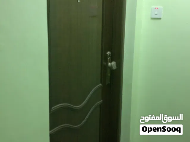 شقة غرفتين حديثة في الكرادة قرب الشارع الرئيسي