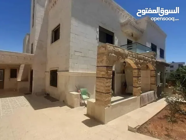 740m2 More than 6 bedrooms Villa for Sale in Amman Khalda