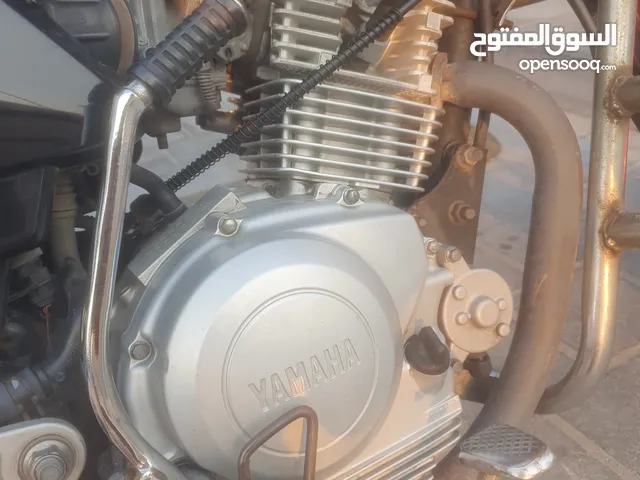 YAMAHA YBR 125