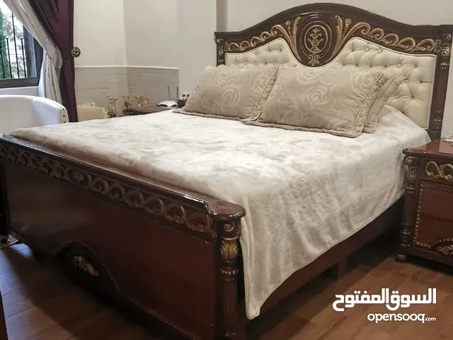 غرفه نوم خشب لاتيه وقشره بلوط و زان