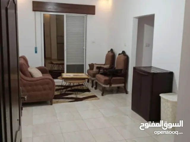 شقق سكنية فارغ ومفروش للطالبات