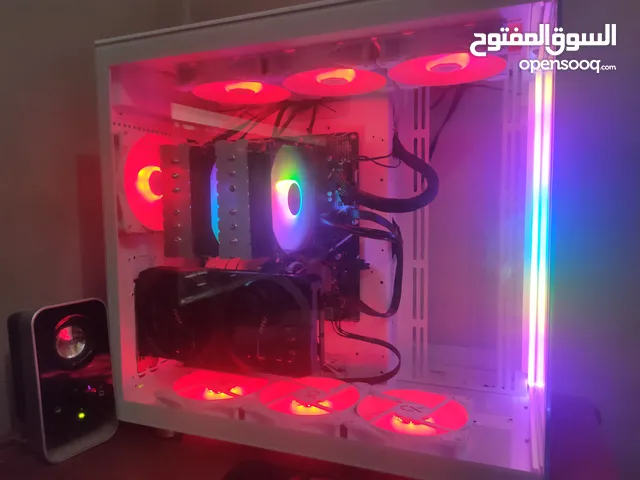 كمبيوتر للبيع