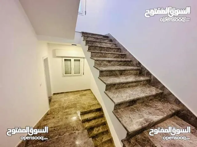 700 m2 More than 6 bedrooms Villa for Sale in Tripoli Abu Sittah