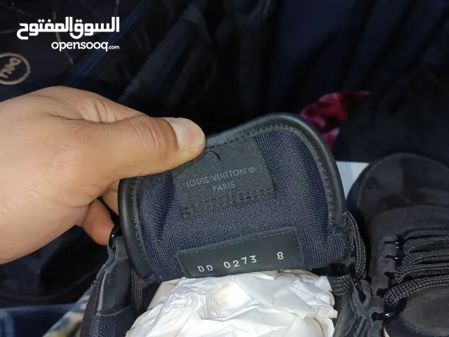 lv trainer sneaker