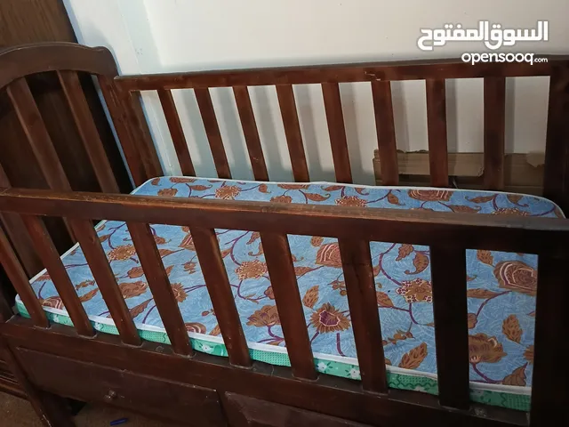 تخت سرير اطفال