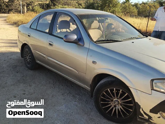 2007 نيسان صني Standard