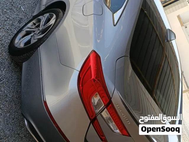 2018 هوندا اكورد EX-L