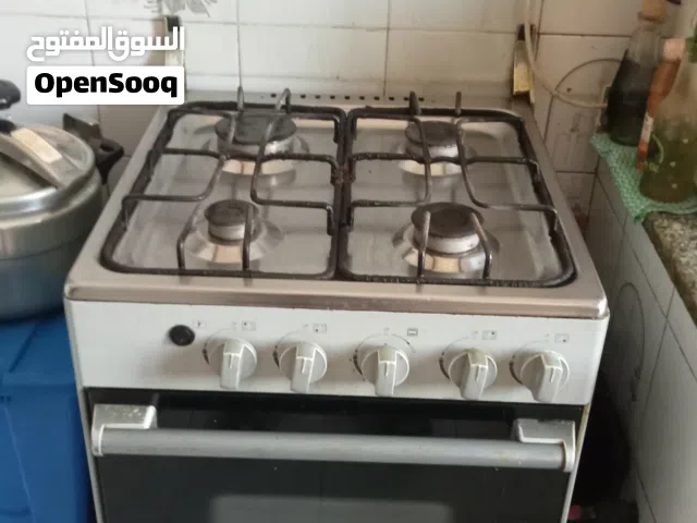 غاز بالفرن اربع رؤوس