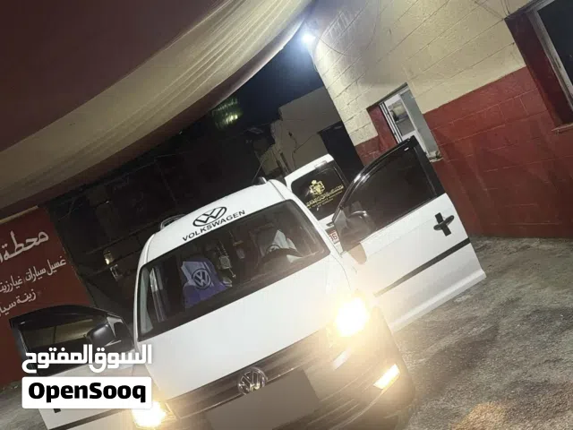 2017 فولكسفاغن كادى Caddy