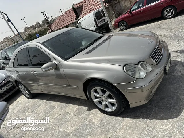 مرسيديس C200 موديل 2007