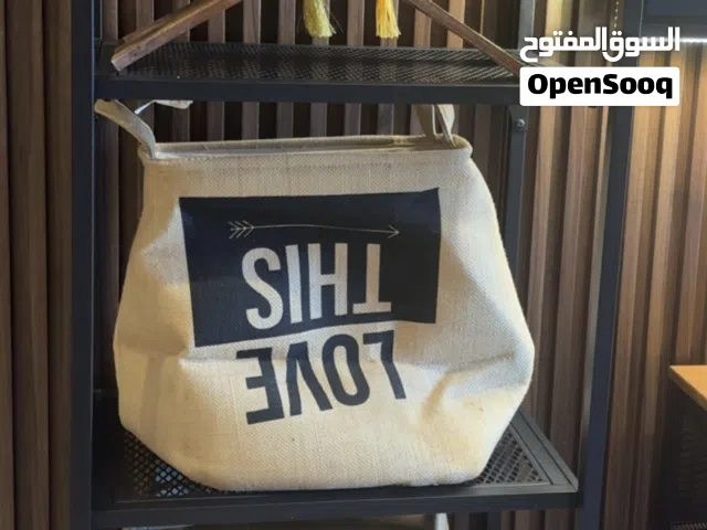 رفوف للصاله