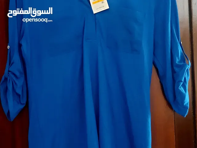 قميص ستاتي ماركة CALVEN KLEIN وارد اميركا جديد قياس ميديوم لون ازرق غامق